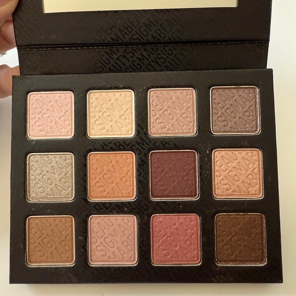 Sigma Beauty Warm Neutrals Eyeshadow 12 color palette fall winter - Picture 1 of 4